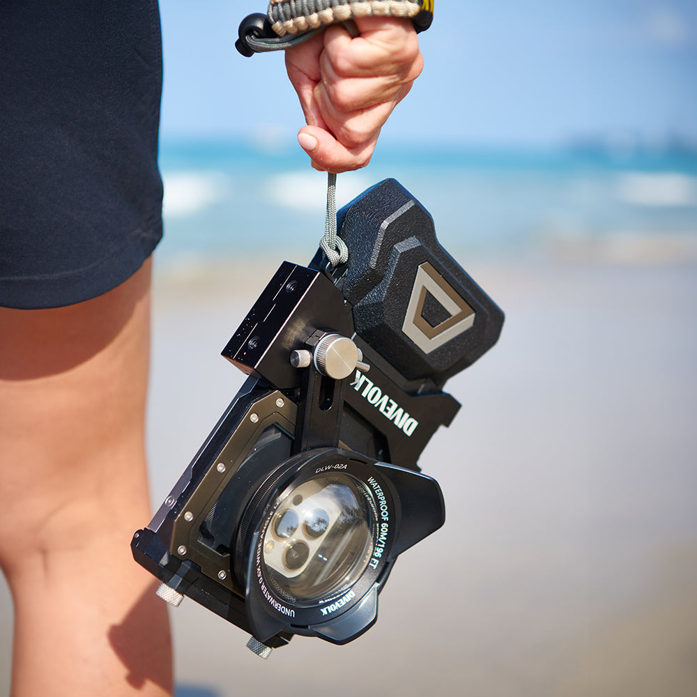 DiveVolk wide angle lens on beach. Underwater photography.